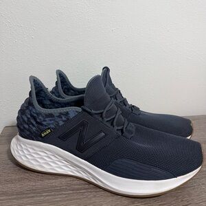 New Balance Shoes Fresh Foam Roav Navy Gray Gum Sneaker MROAVPG1 Men’s Size 12